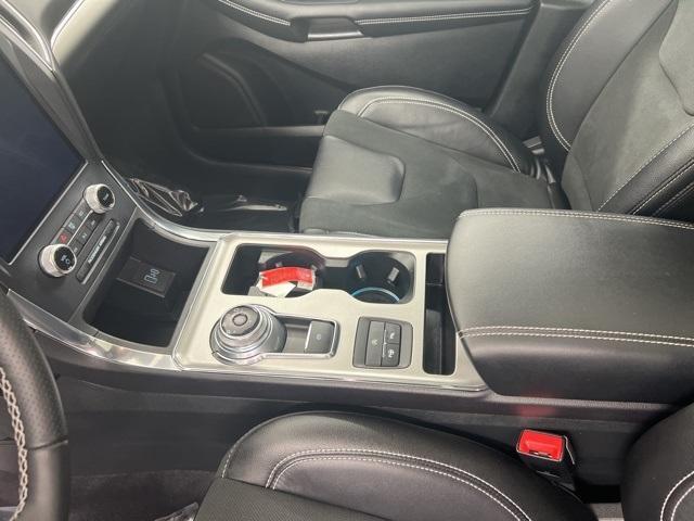 used 2024 Ford Edge car, priced at $39,900