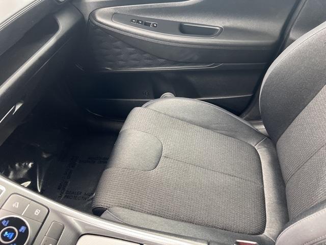 used 2023 Hyundai Santa Fe car, priced at $20,900