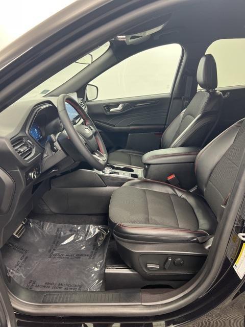 used 2023 Ford Escape car, priced at $26,899