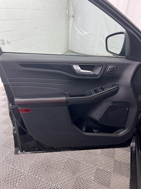 used 2023 Ford Escape car, priced at $26,899