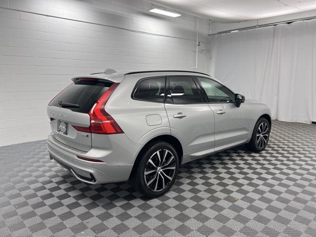 used 2023 Volvo XC60 car, priced at $37,250