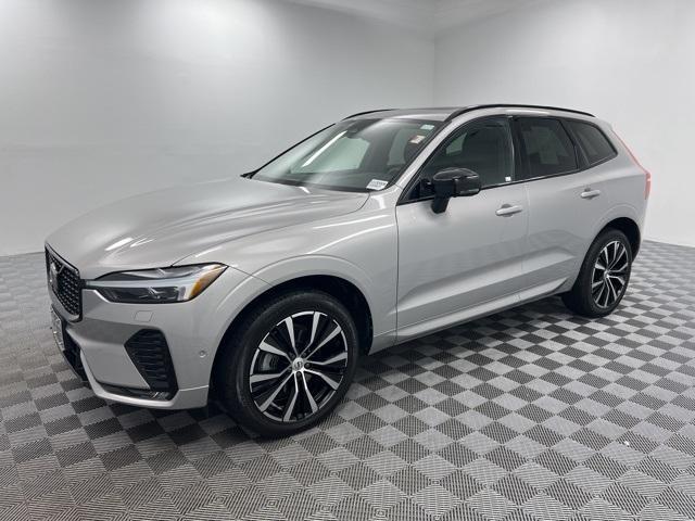 used 2023 Volvo XC60 car, priced at $37,250