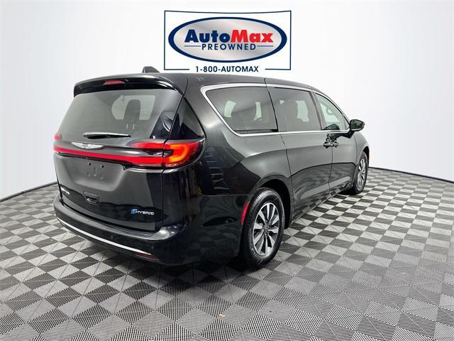 used 2024 Chrysler Pacifica Hybrid car, priced at $33,500