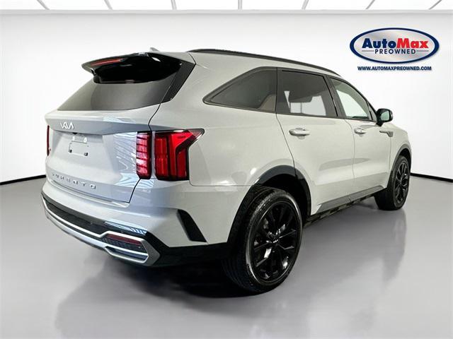 used 2022 Kia Sorento car, priced at $31,000