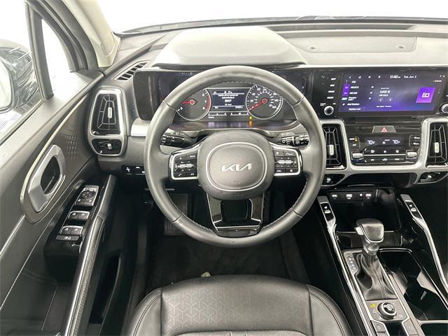 used 2022 Kia Sorento car, priced at $31,000