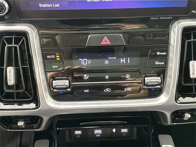 used 2022 Kia Sorento car, priced at $31,000