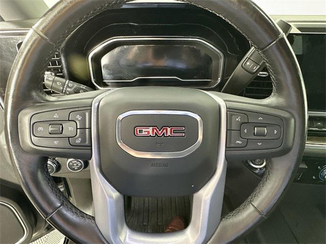 used 2022 GMC Sierra 1500 car, priced at $40,000