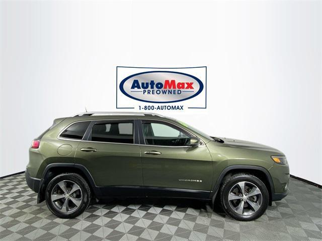 used 2019 Jeep Cherokee car, priced at $19,000