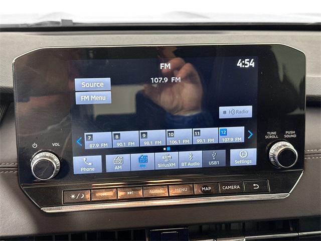used 2023 Mitsubishi Outlander PHEV car, priced at $29,500