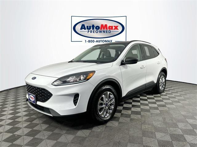 used 2022 Ford Escape car, priced at $24,000