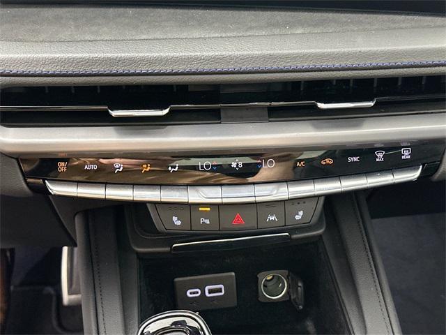 used 2024 Cadillac XT4 car, priced at $38,500