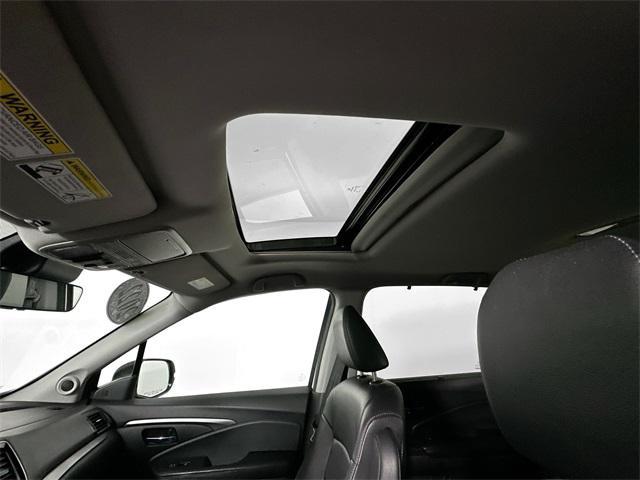 used 2022 Honda Pilot car, priced at $30,000