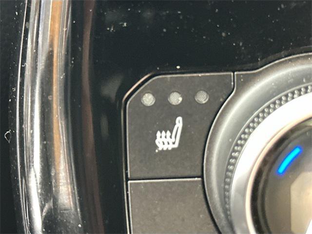 used 2022 Toyota Highlander car, priced at $37,500