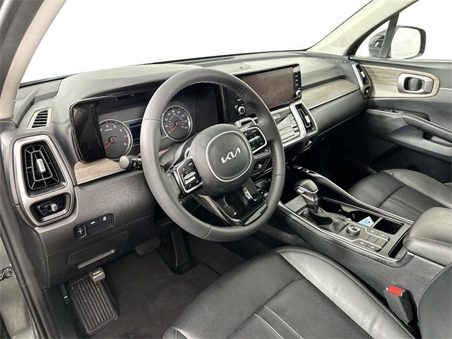 used 2023 Kia Sorento car, priced at $32,000