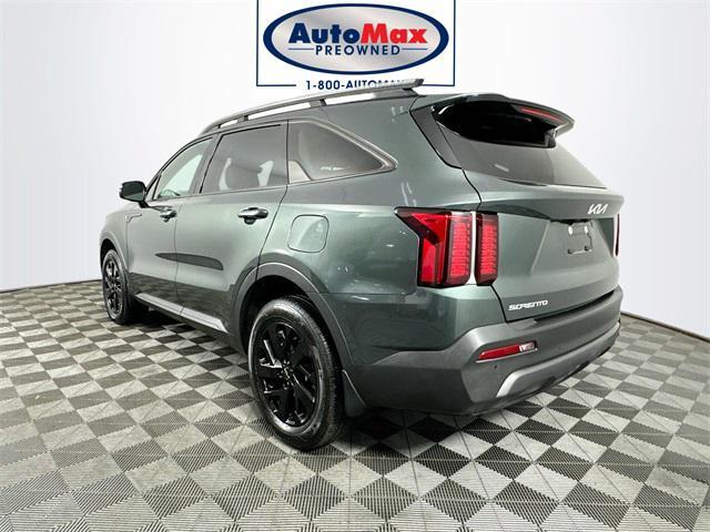 used 2023 Kia Sorento car, priced at $32,000