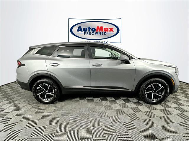 used 2025 Kia Sportage Hybrid car, priced at $30,000