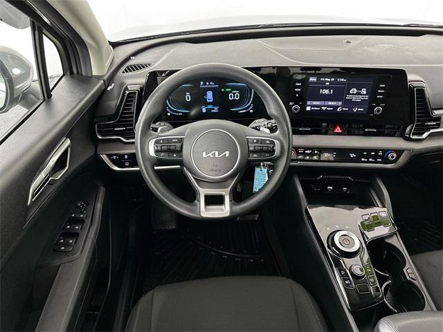 used 2025 Kia Sportage Hybrid car, priced at $30,000
