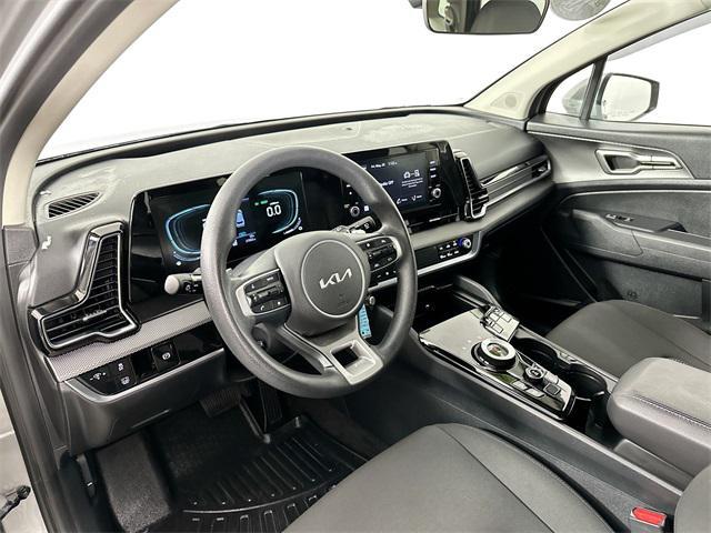 used 2025 Kia Sportage Hybrid car, priced at $30,000