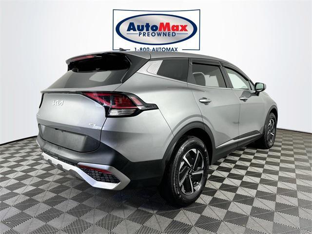 used 2025 Kia Sportage Hybrid car, priced at $30,000