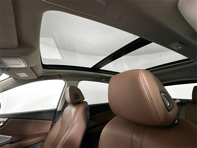 used 2024 Acura RDX car, priced at $38,500