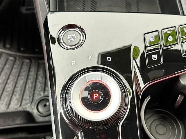 used 2024 Kia Sportage Hybrid car, priced at $34,000