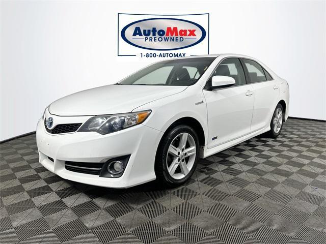 used 2014 Toyota Camry Hybrid car, priced at $15,500