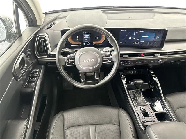 used 2024 Kia Sorento car, priced at $31,000