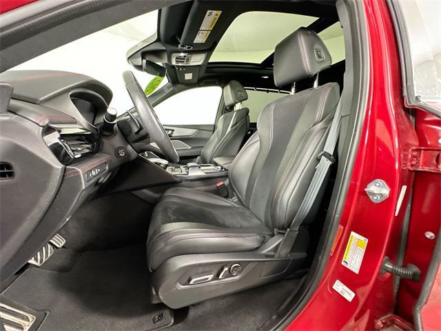 used 2022 Acura MDX car, priced at $41,000