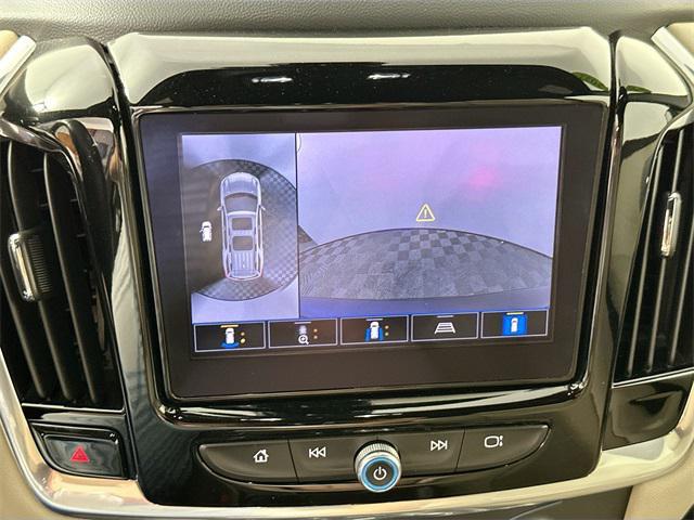 used 2022 Chevrolet Traverse car, priced at $28,500
