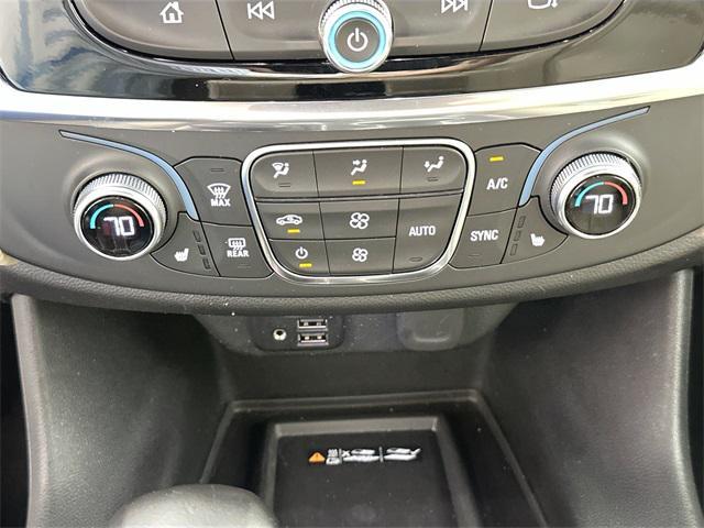 used 2022 Chevrolet Traverse car, priced at $28,500