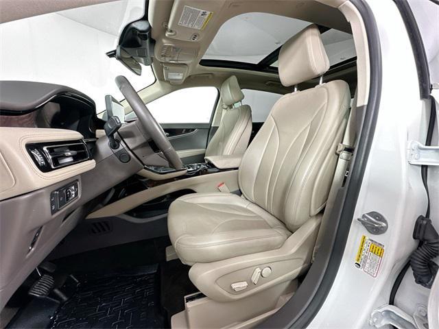 used 2022 Lincoln Nautilus car, priced at $34,500