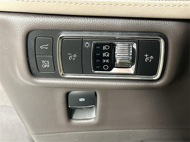 used 2022 Lincoln Nautilus car, priced at $34,500