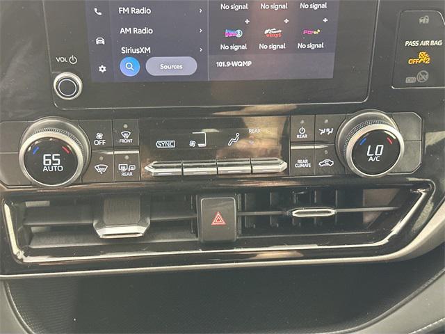 used 2023 Toyota Highlander car, priced at $35,000