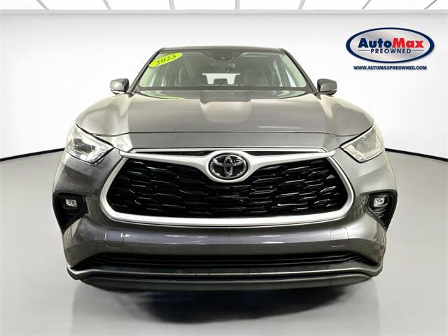 used 2023 Toyota Highlander car, priced at $32,500