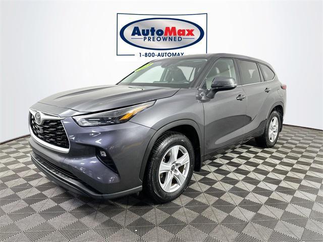 used 2023 Toyota Highlander car, priced at $35,000