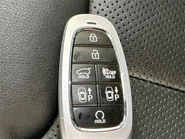 used 2022 Hyundai Santa Fe car, priced at $29,000