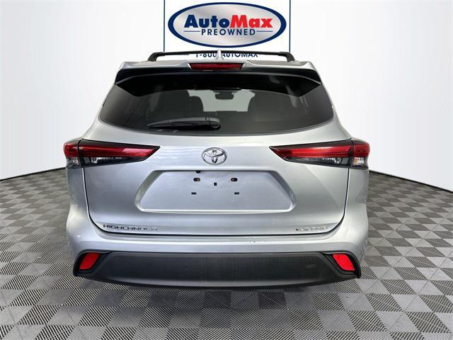 used 2021 Toyota Highlander car, priced at $34,001