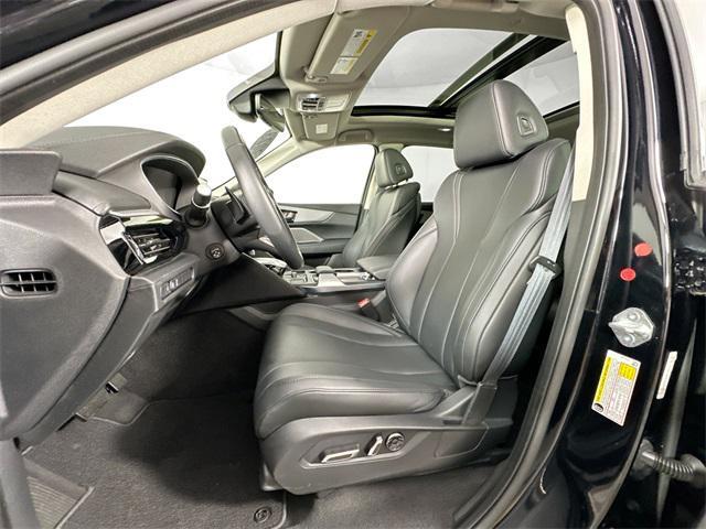 used 2023 Acura MDX car, priced at $39,500