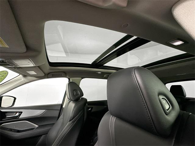 used 2023 Acura MDX car, priced at $39,500