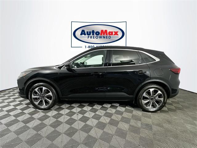 used 2023 Ford Escape car, priced at $31,999