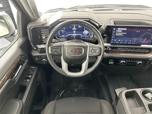 used 2023 GMC Sierra 1500 car, priced at $43,500