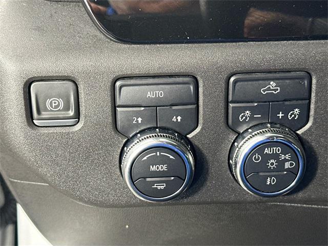used 2023 GMC Sierra 1500 car, priced at $43,500