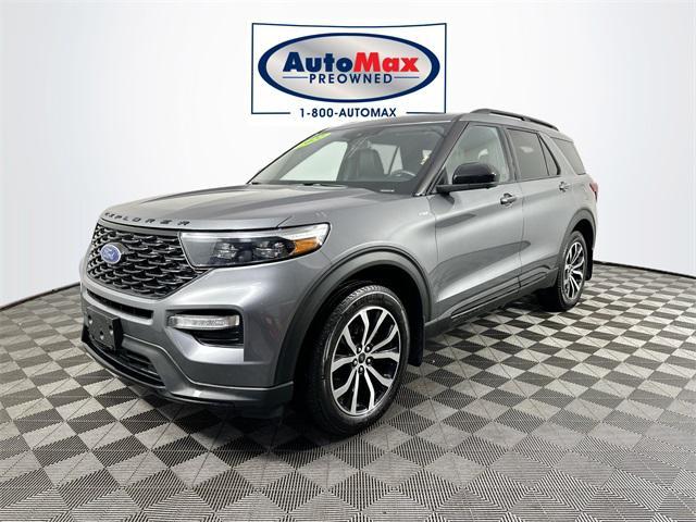 used 2022 Ford Explorer car, priced at $32,000