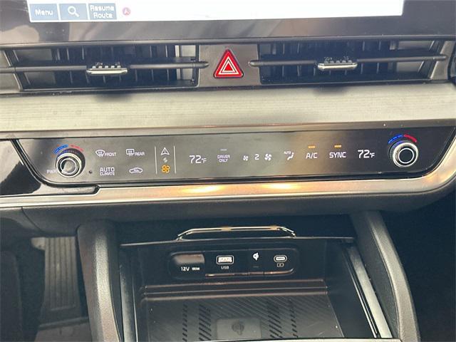 used 2023 Kia Sportage Hybrid car, priced at $26,500