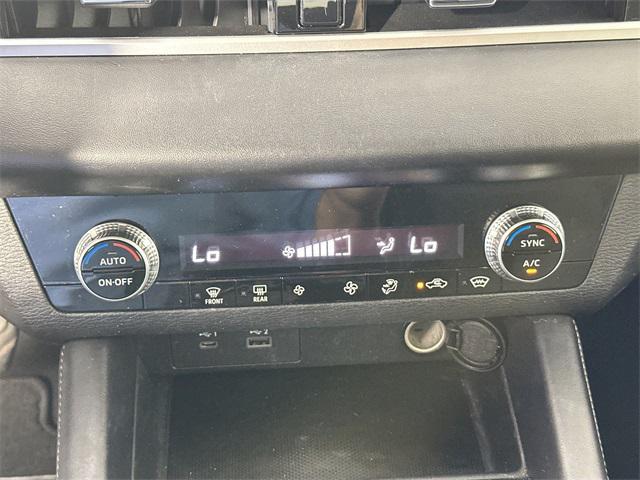 used 2024 Mitsubishi Outlander car, priced at $26,500