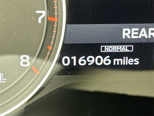 used 2024 Mitsubishi Outlander car, priced at $26,500