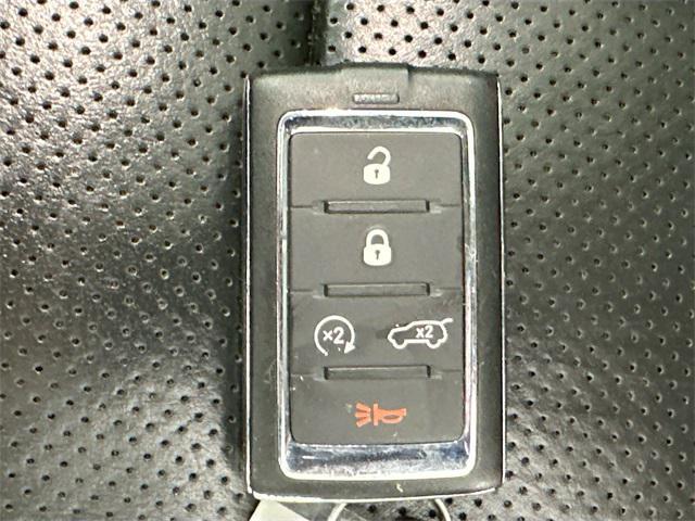 used 2022 Jeep Grand Cherokee car, priced at $37,000