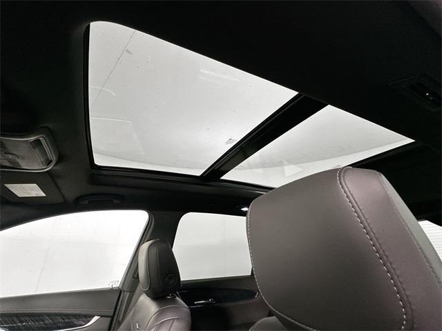 used 2022 Cadillac XT6 car, priced at $38,500