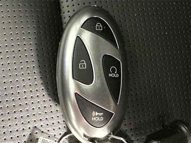 used 2024 Hyundai Santa Fe car, priced at $41,000