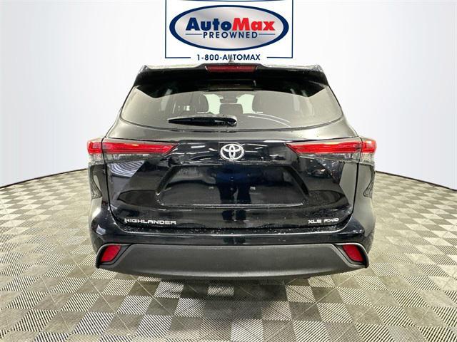 used 2021 Toyota Highlander car, priced at $33,500